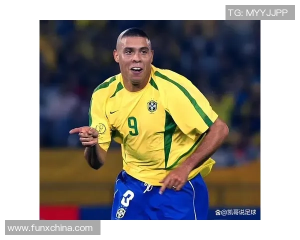 《超级球星登场 足球场上的夸张英雄谁与争锋》